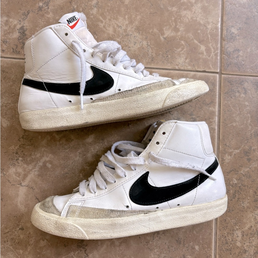 Nike Blazer Mid 77 Vintage White Size 8.5